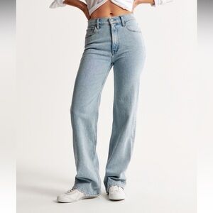 Abercrombie High Rise 90’s Relaxed Jean